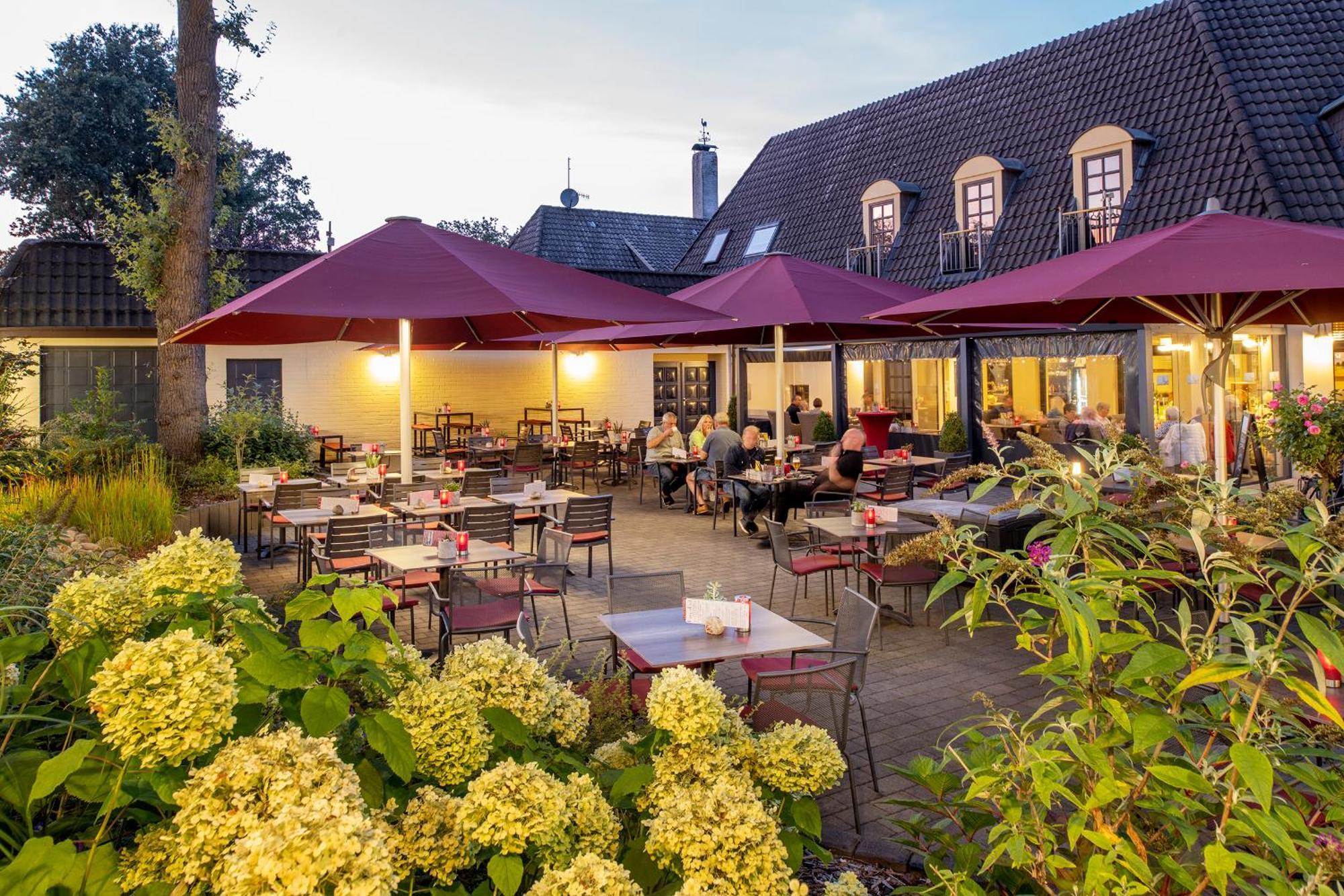 Hotel Meiners Hatten Екстериор снимка